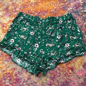 Floral ruffle shorts